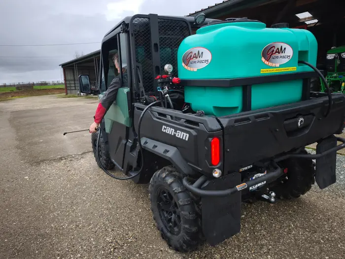 Kit SSV Spraying — pulvérisateur de précision monté sur véhicule utilitaire SSV avec rampe galvanisée — GAM Agri Pièces