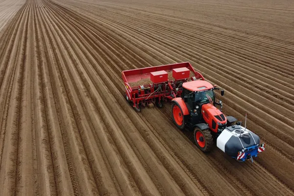 Matériel agricole en action — innovation GAM Agri Pièces